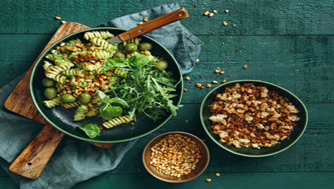 تريد الحصول على نوم هانئ؟ أطعمة ستساعدك على ذلك وأخرى ستسبب لك الأرق