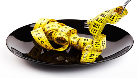 إليكم 8 نصائح غريبة لخسارة الوزن من دون رجيم