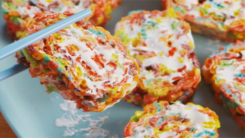 إليكم طريقة تحضير سوشي المارشميلو والفاكهة: وجبة غنية للكبار والصغار