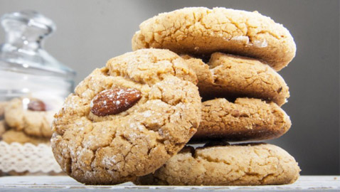 إليكم طريقة تحضير بسكويت اللوز الشهي والصحي