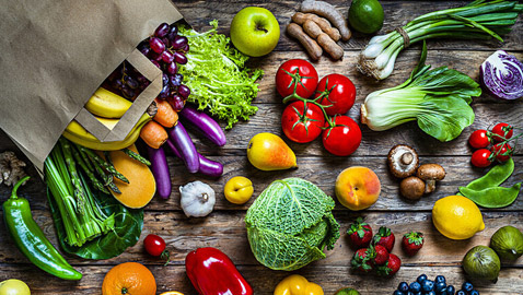 خمسة أطعمة يقلل تناولها من احتمالات الإصابة بسرطان القولون