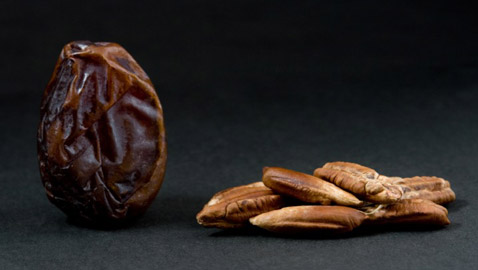 نواة التمر.. غذاء مفيد ودواء سحري في رمضان