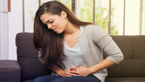 علاج انتفاخ البطن بعد الأكل في رمضان