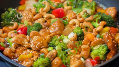 أكلات رمضان 2021: دجاج بالخضار والكاجو