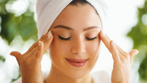 4 نصائح بسيطة لبشرة جميلة بدون مكياج في شهر رمضان