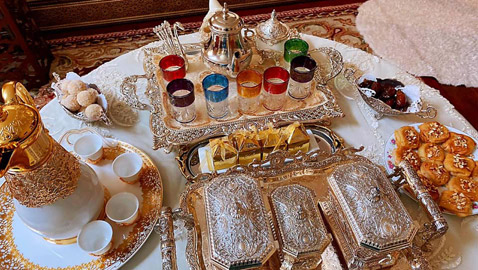تحضيرات العيد: 6 قطع ذهبية لمائدة عيد الفطر
