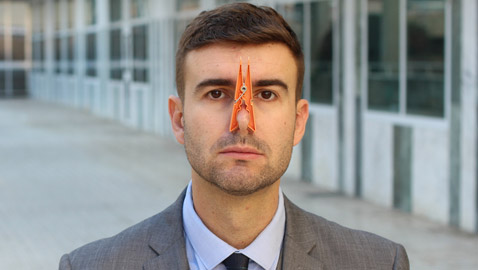 قد تكون دليلا على مرض.. 8 أسباب تؤدي لتغيرات مفاجئة برائحة أجسامنا