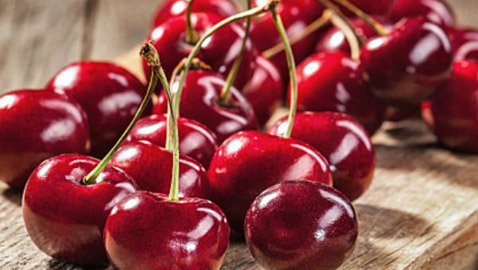 فوائد الكرز الاحمر