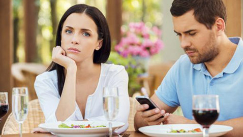 طرق التعامل مع الزوج المشغول!