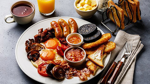 تحذير: لا تتناول هذه الاطعمة مساءا فهي تسبب امراض القلب والوفاة! اما تناولها صباحا فلا خطورة فيه!