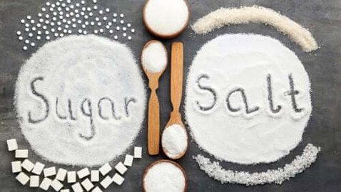 تعرف على أهمية إدراج الملح والسكر والبهارات في نظامك الغذائي