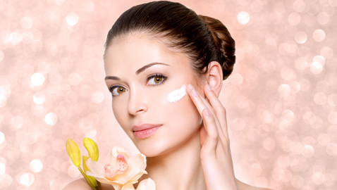 10 أسرار وخطوات اعتمديها لإطلالة أنثوية جميلة وجذابة