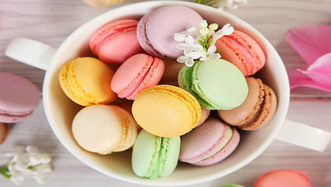إليكم طريقة تحضير الماكرون اللذيذ بطريقة سهلة جدا