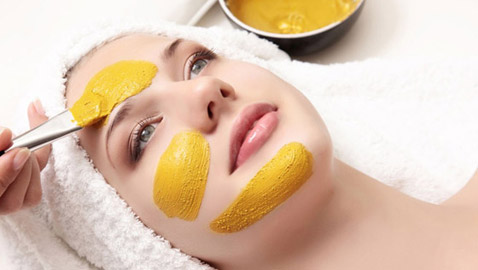 تعرفوا على فوائد الكركم الرائعة للبشرة