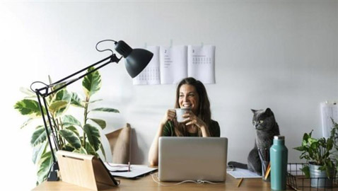 كيف تحصل على إضاءة جيدة لمكتبك المنزلي؟