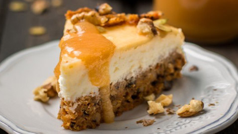 إليكم طريقة تحضير تشيز كيك التمر والجوز اللذيذ والمميز