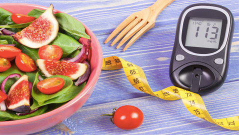 تغذية مرضى السكري السليمة وأفضل 10 أطعمة لمنع مضاعفاته