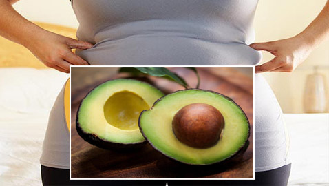 للنساء فقط.. ماذا تفعل حبة أفوكادو يوميا لحل أعظم مشكلة بالجسم؟