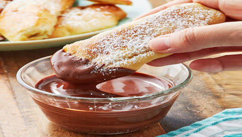 إليكم وصفة مميزة لتحضير بان كيك الموز والشوكولاتة اللذيذ والصحي