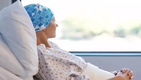 4 أطعمة تزيد من نمو الخلايا السرطانية