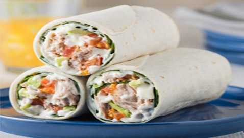 إليكم طريقة تحضير لفائف التونة بالأفوكادو الشهية والسريعة للرجيم