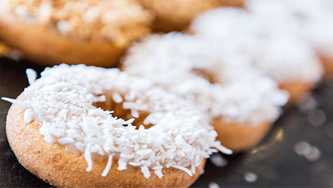 إليكم طريقة تحضير دونات جوز الهند الشهي لمرضى السكري