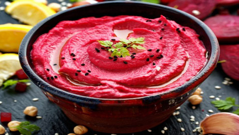 إليكم طريقة تحضير متبل الشمندر بالطحينة اللذيذ