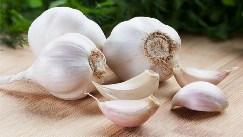 فصوص الثوم الصغيرة تحمل كنزا صحيا.. خاصة خلال فصل الشتاء