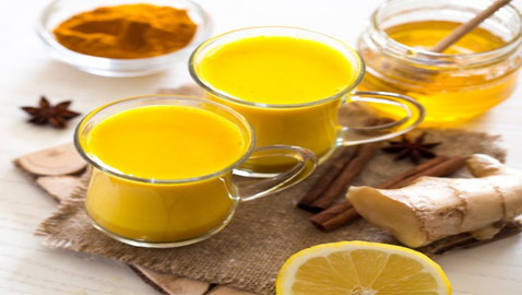 إليكم طريقة تحضير شاي الكركم والزنجبيل الصحي واللذيذ