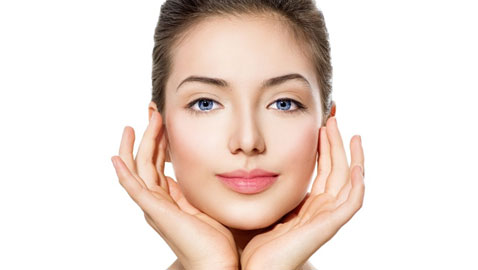 نصائح للعناية بالبشرة منذ مرحلة العشرينات