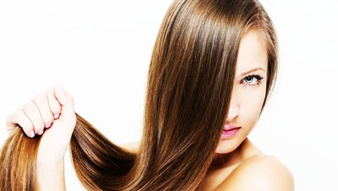 اعرفي الفرق بين الشامبو وغسول الشعر