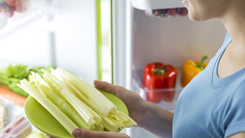 استعداداً لرمضان.. الأطعمة التي يمكنك تخزينها في «الفريزر» من الآن