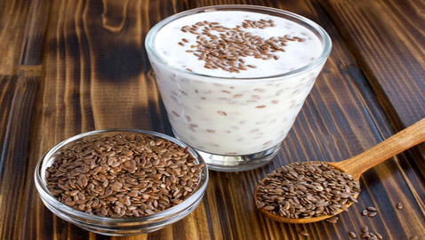 يحرق الدهون ويحمي القلب.. إليكم فوائد شراب بذور الكتان المذهلة