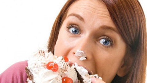 إليكم الموعد الأفضل لتناول السكريات والفواكه