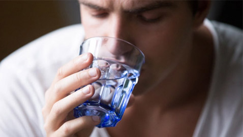 العطش الشديد دليل على مرض خطير.. 8 حالات صحية تسبب الظمأ المستمر