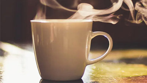 لصحة العظام والدماغ.. عليك بكوب واحد فقط من هذا المشروب يوميا