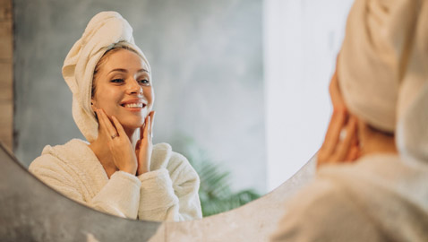 4 أقمشة ستمنحكِ بشرة وشعراً جيدين في الصيف