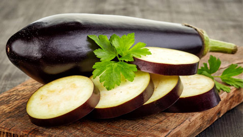 الباذنجان من الفاكهة! سعراته منخفضة وفوائده الصحية مدهشة