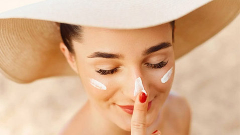 احذروا من 8 أخطاء شائعة لاستعمال كريم الحماية من الشمس