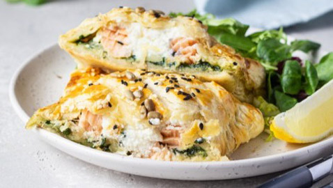 إليكم طريقة تحضير فطيرة فيليه السمك البسيطة واللذيذة