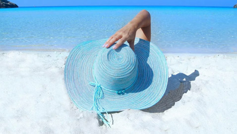 لا تهملها.. 6 عادات صحية ونصائح تحميك أثناء الصيف