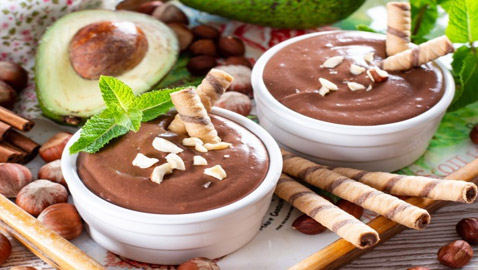 إليكم وصفة حلى الأفوكادو البارد للرجيم.. طعمه خفيف وشهي