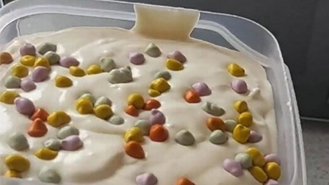 اليكم وصفة بسيطة لتحضير الآيس كريم من مكونين فقط