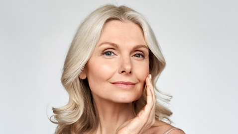 طرق بسيطة لإخفاء التجاعيد.. إذا كنتِ فوق الأربعين