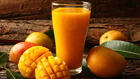 طريقة عمل عصير المانجو المثلج