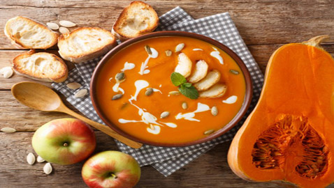 إليكم طريقة تحضير شوربة القرع بالتفاح لمرضى سرطان الثدي