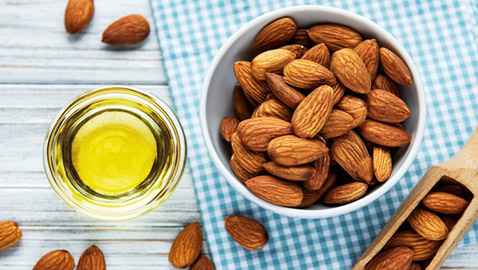 زيت اللوز المر: بين الفوائد المذهلة والأضرار القاتلة!