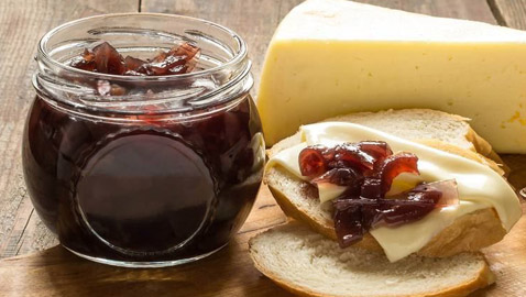 مربى البصل.. لذة غريبة ونكهة ولا أشهى