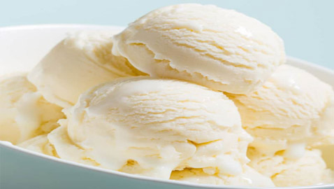 إليكم طريقة تحضير آيس كريم الزبادي اللذيذ للرجيم