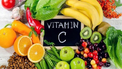 الإفراط في تناول فيتامين سي.. خطر على الكلى